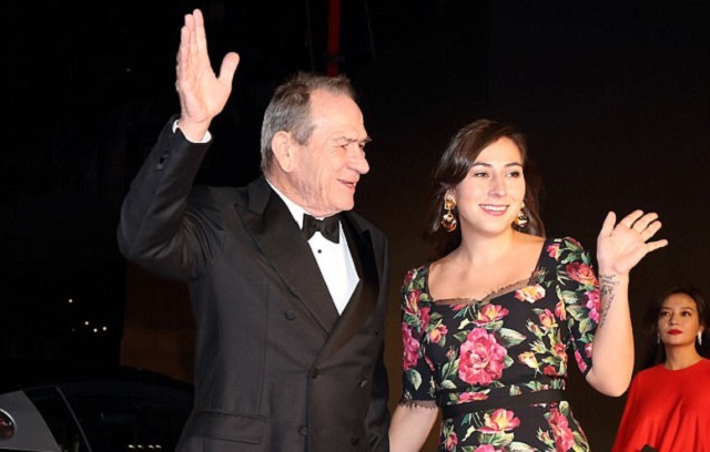 Who Exactly is Tommy Lee Jones, What is He Like As a Person?