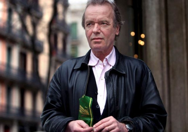 Martin Amis - Biography, Books, Facts About The British Novelist London Fields Martin Amis