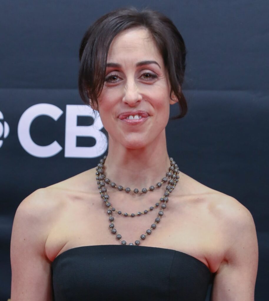 What Happened To Catherine Reitman’s Lips, Botched Surgery?