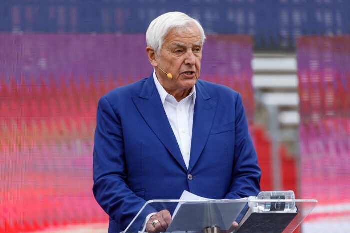 Dr David Jeremiah