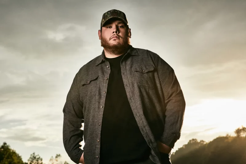 Is Luke Combs a Democrat? Exploring His Political Leanings